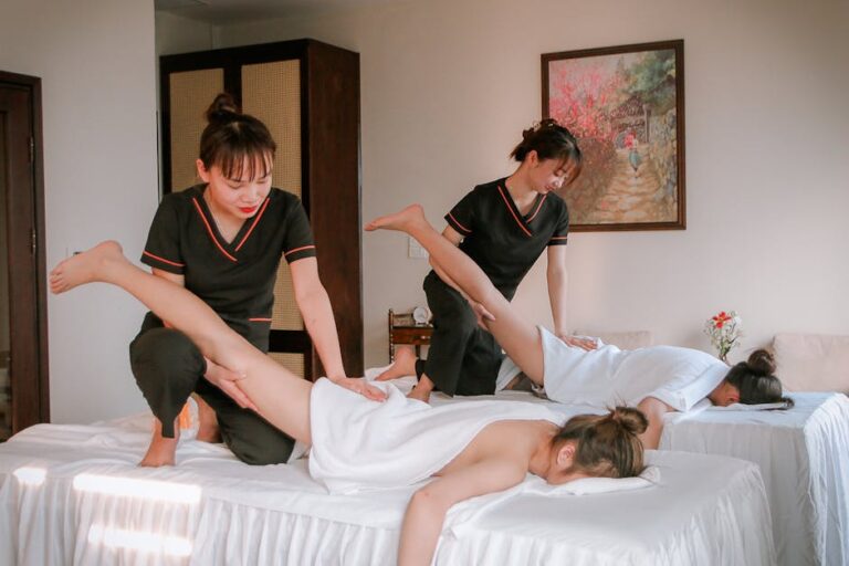 mediterana bergisch gladbach - Women receiving therapeutic massages in a serene spa setting, promoti